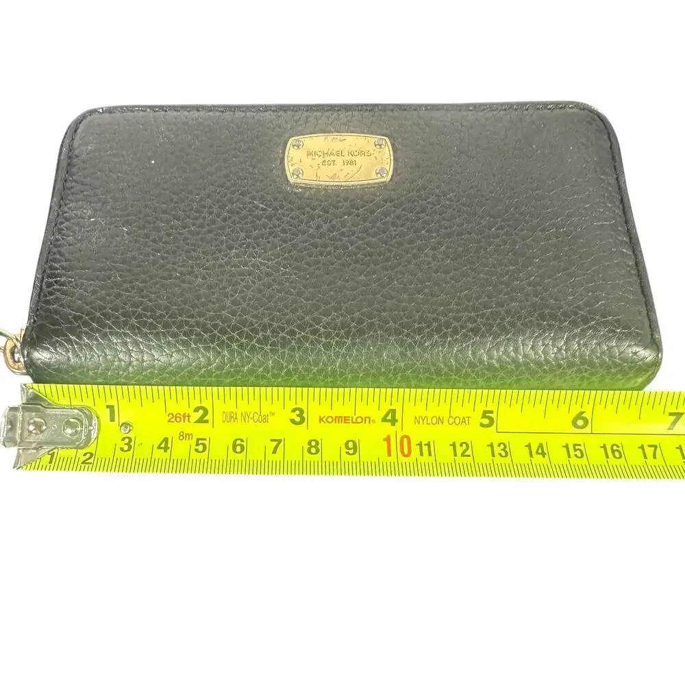Michael Kors Black Pebbled Leather Zip Around Wallet Gold Hardware - Picture 5 of 11